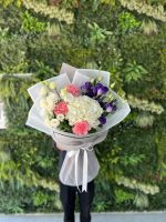 Tender Kisses / Flower bouquet