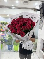 Crimson Romance Bouquet/30 Red Roses