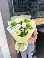 Lime Whisper Bouquet/Mix Flowers
